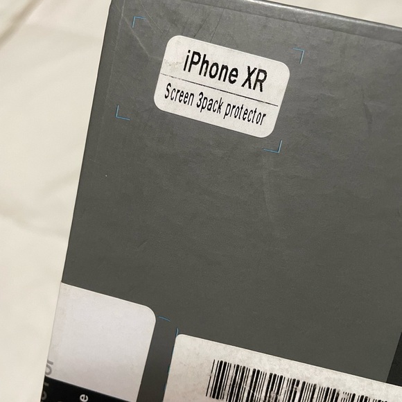 iPhone XR screen protector - Picture 3 of 3